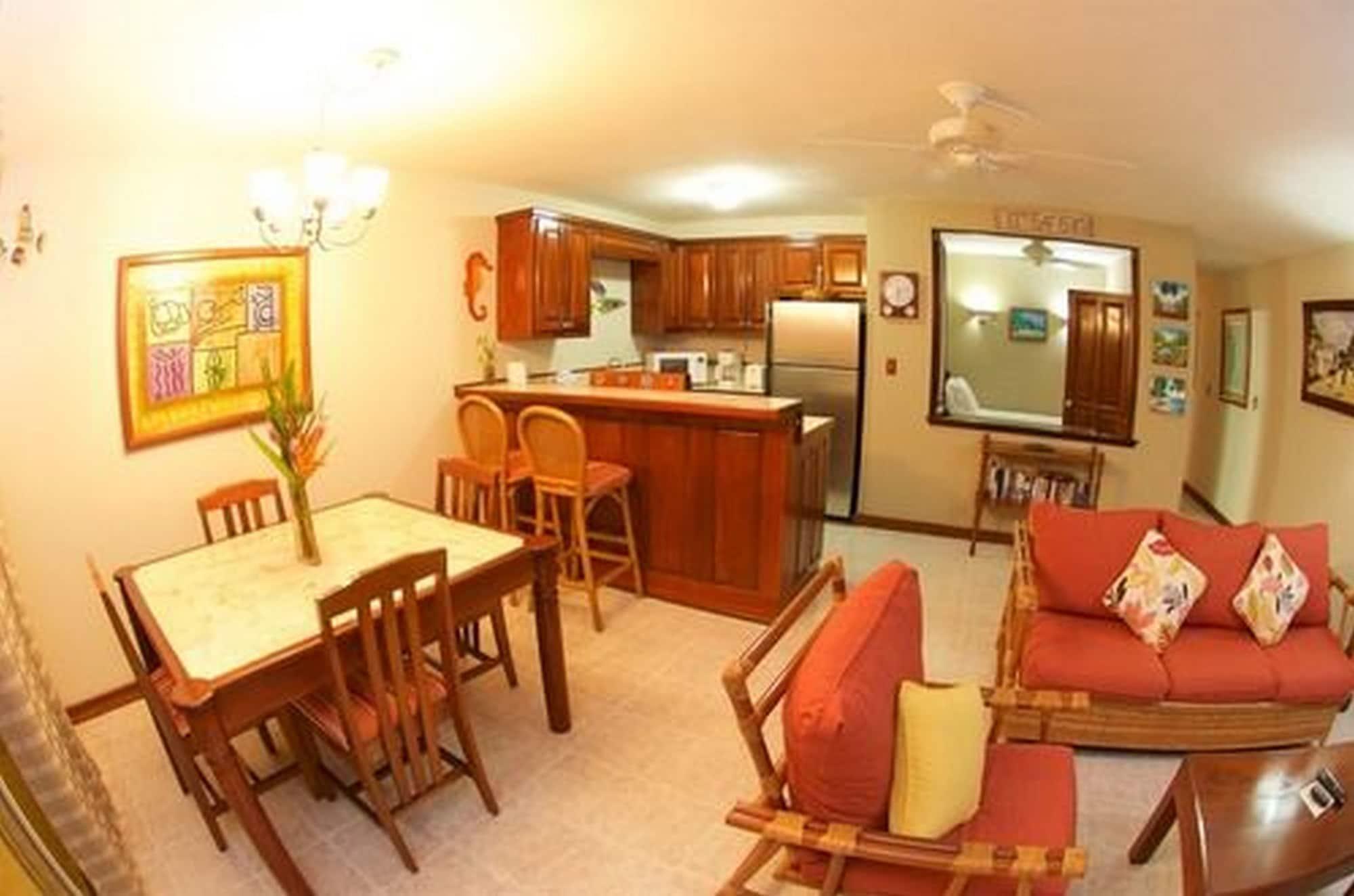The Palms Oceanfront Suites 산페드로 외부 사진